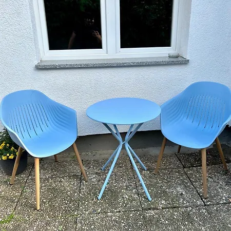 Mini Mit Garten Und Kueche Ilbenstadt