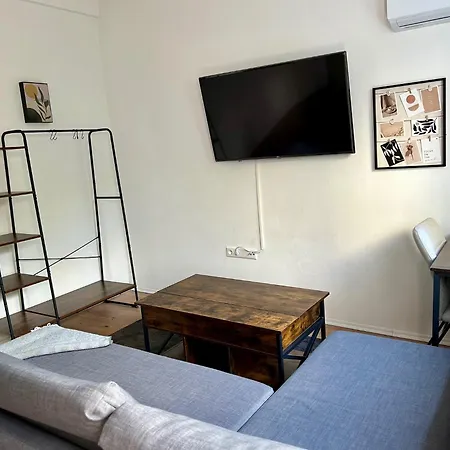 Mini Mit Garten Und Küche Ilbenstadt