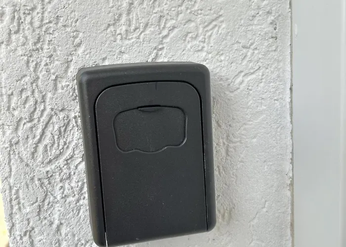 Mini Mit Garten Und Kueche Apartman