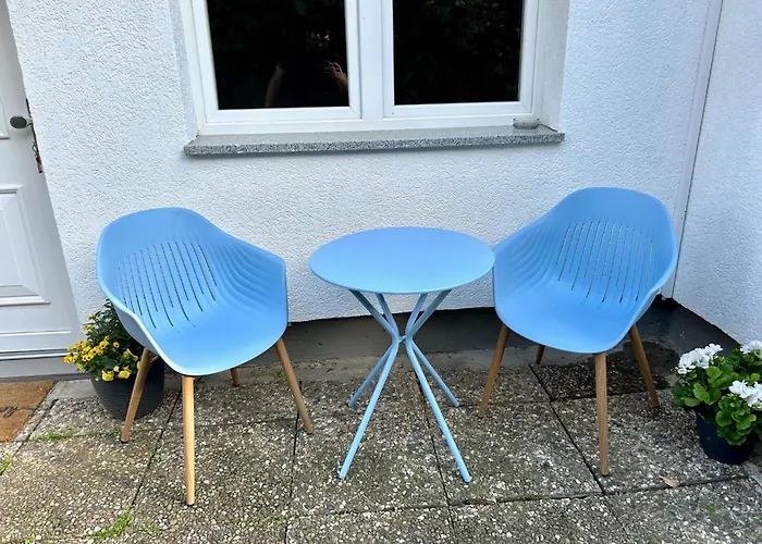 Mini Mit Garten Und Kueche Ilbenstadt