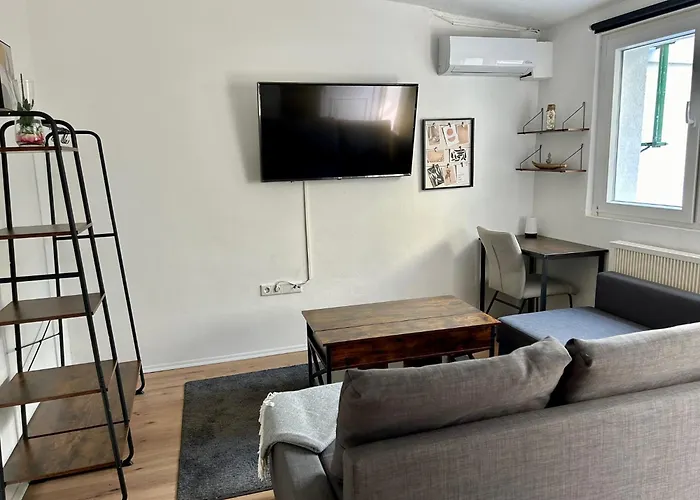 Mini Mit Garten Und Kueche Apartman Ilbenstadt